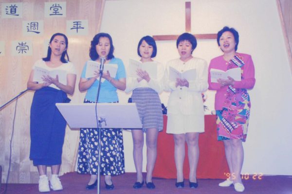 婦女獻唱3